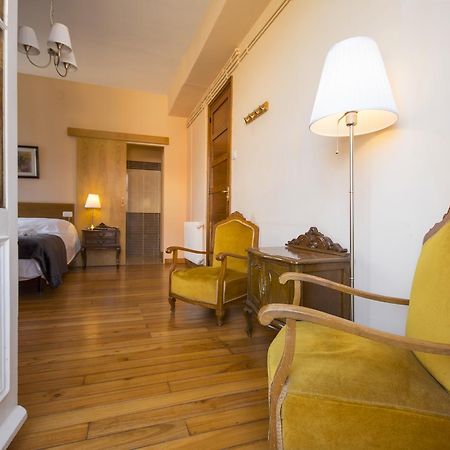 La Posada De La Casona De Sarria Eksteriør billede