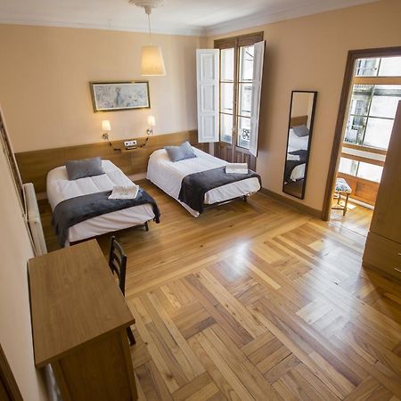 La Posada De La Casona De Sarria Eksteriør billede
