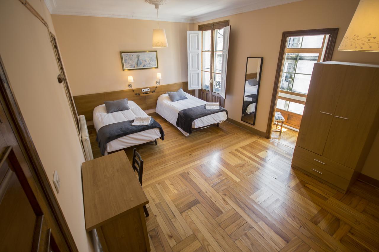 La Posada De La Casona De Sarria Eksteriør billede